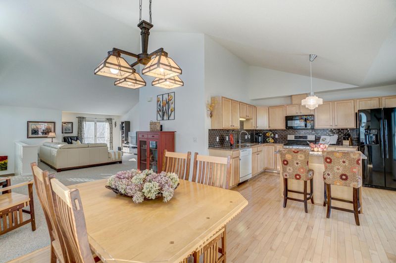 792 Cedar St, Saint Paul, MN 55103