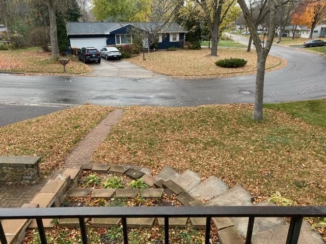 4044 Cranbrook Dr, White Bear Lake, MN 55110