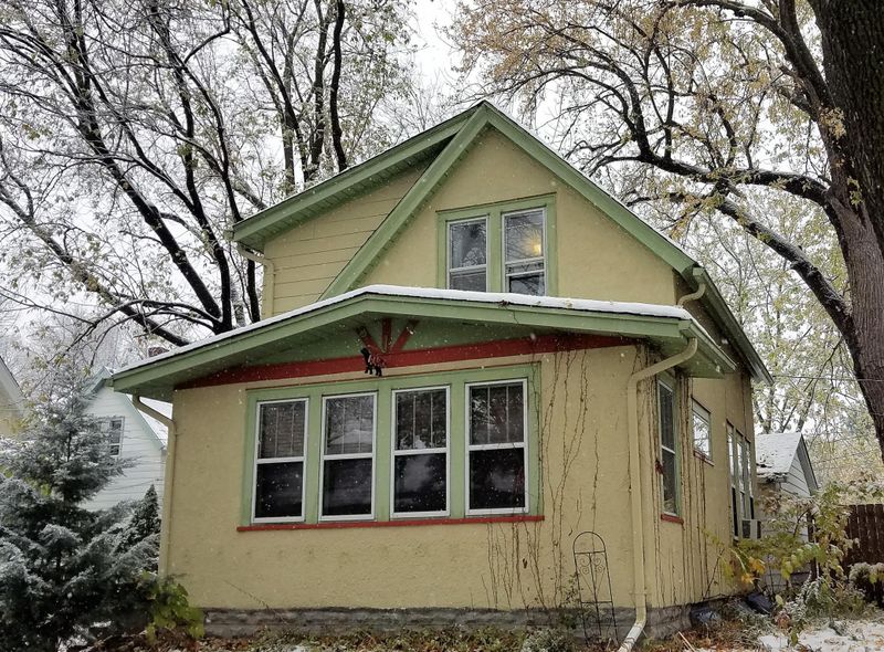 449 Morton St W, Saint Paul, MN 55107