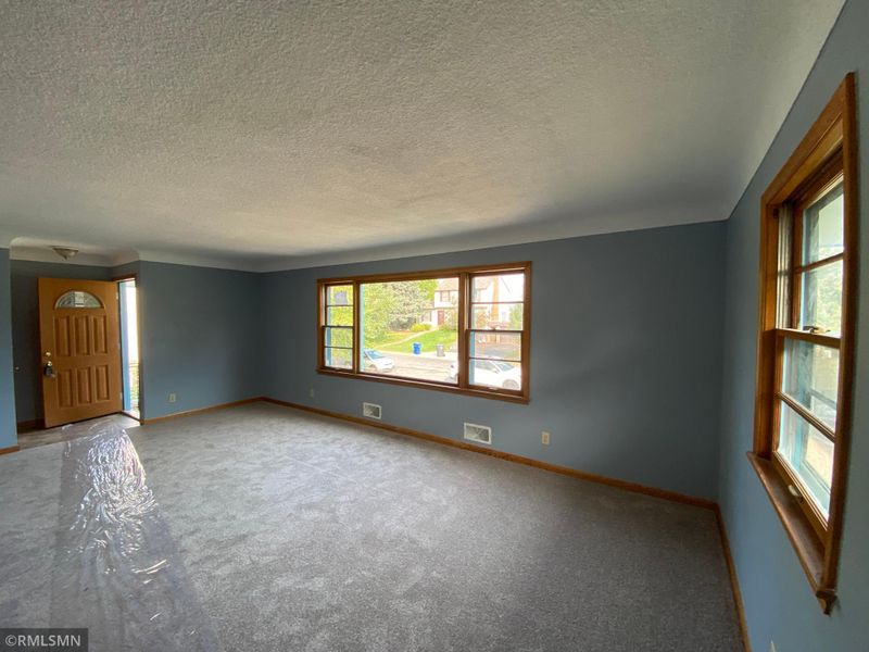 282 Wyoming St E, Saint Paul, MN 55107