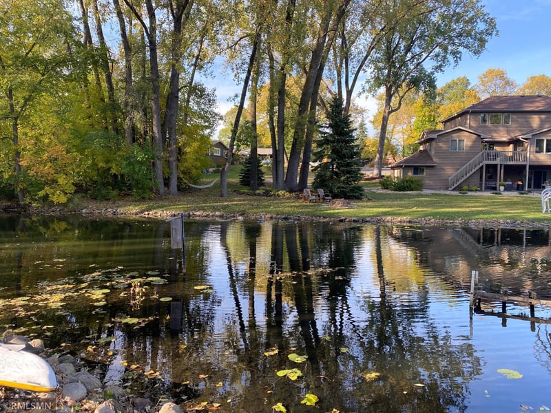 299 Maple Island Rd, Burnsville, MN 55306