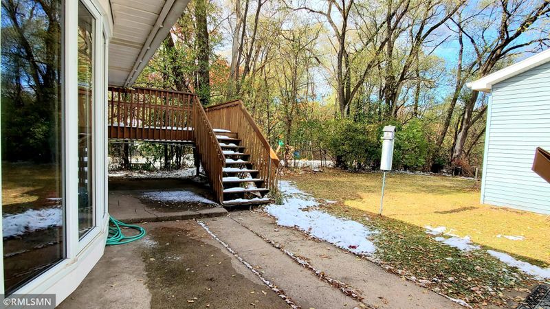 235 Dale St E, South Saint Paul, MN 55075