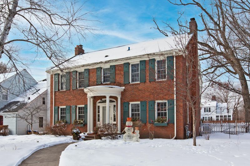 785 Ridge St, Saint Paul, MN 55116