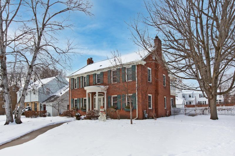 785 Ridge St, Saint Paul, MN 55116