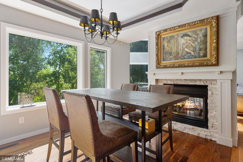 2867 Pine View Dr NW, Prior Lake, MN 55372