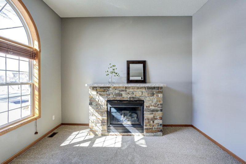 10132 Windrose Curve, Elko New Market, MN 55020