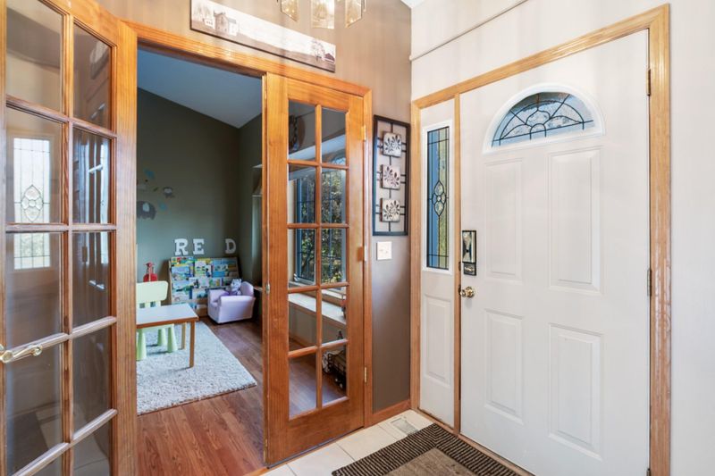 507 South Passage SW, Isanti, MN 55040