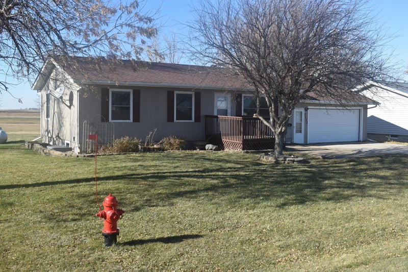 2523 Birchwood Dr, Bigelow, MN 56117