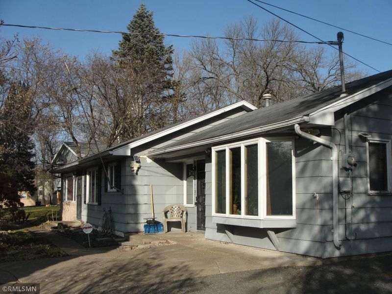816 N Hamilton St, Saint Croix Falls, WI 54024