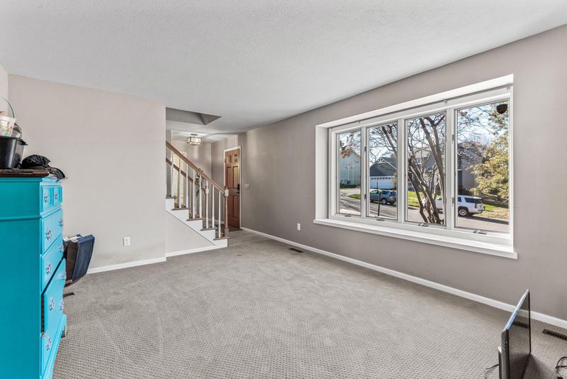 412 High Point Curve S, Maplewood, MN 55119