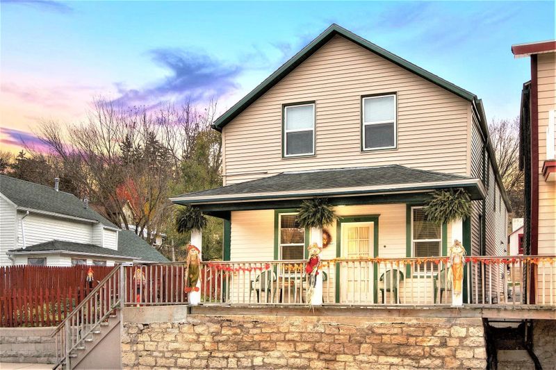 305 Coffee St, Lanesboro, MN 55949