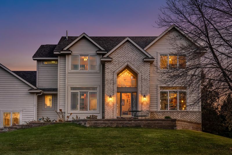 16164 Harvard Ln, Lakeville, MN 55044