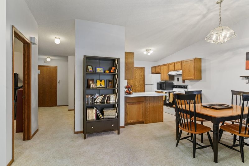 120 Ruth St N #4, Saint Paul, MN 55119