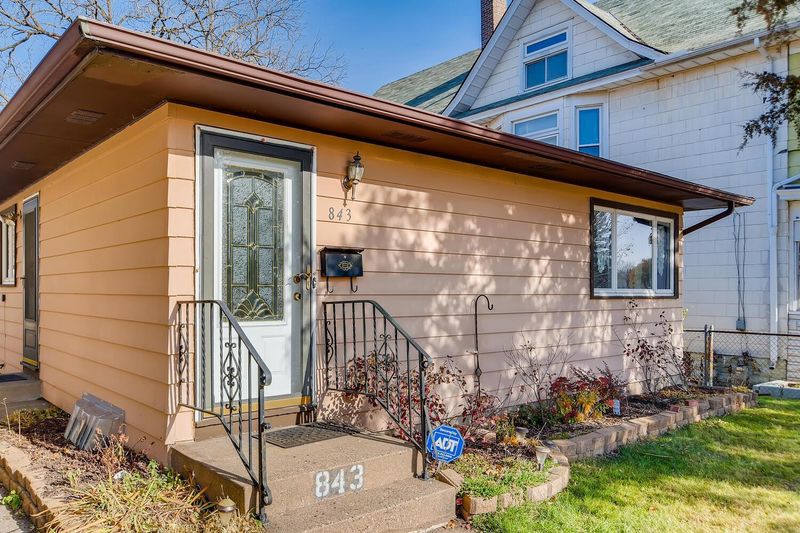 843 Central Ave W, Saint Paul, MN 55104