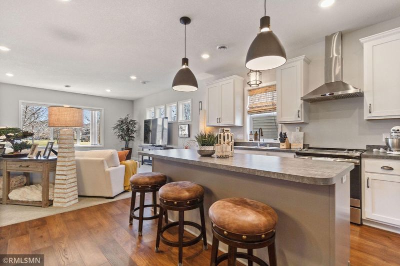 9520 Unity Ln N, Brooklyn Park, MN 55443