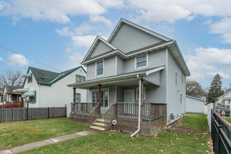 2815 Oliver Ave N, Minneapolis, MN 55411