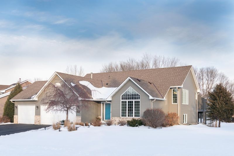 4698 Stratford Ln, Eagan, MN 55123