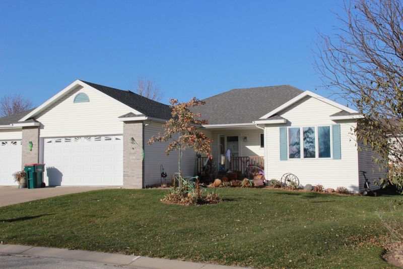 137 Renea Dr, Saint Charles, MN 55972