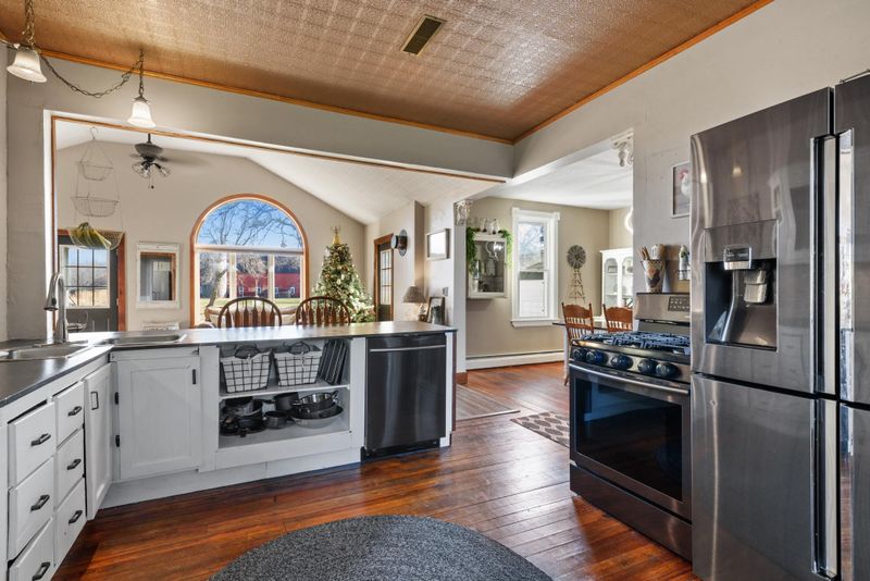 46143 Galaxy Ave, Harris, MN 55032