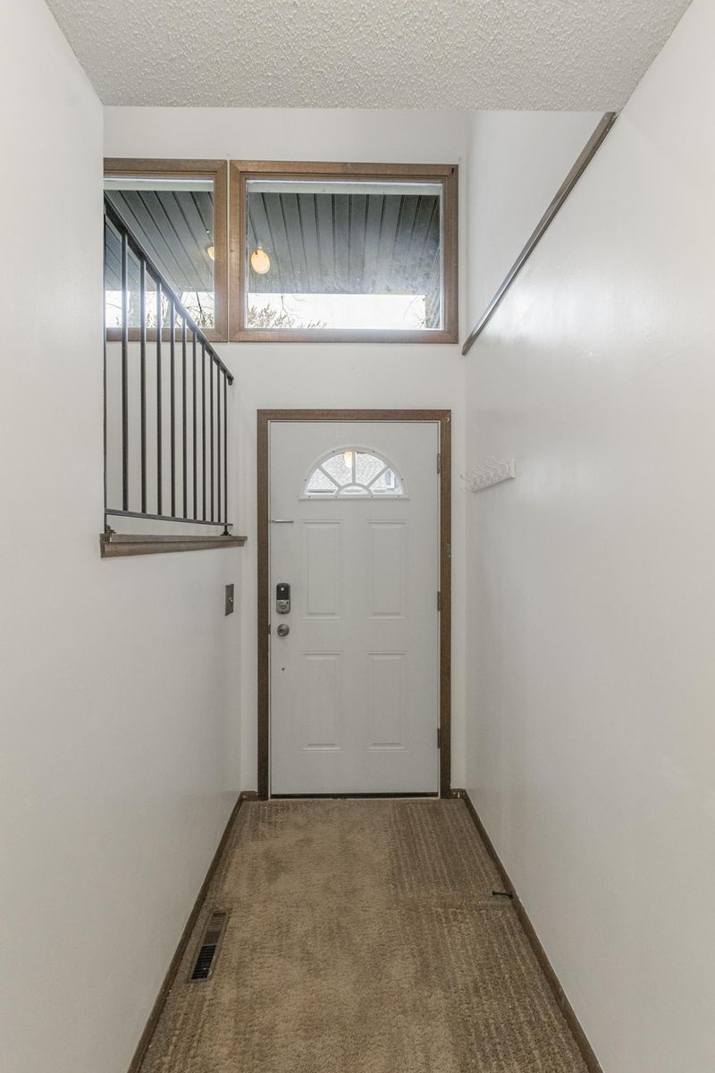 3772 Grey Dove Ln, Eagan, MN 55122