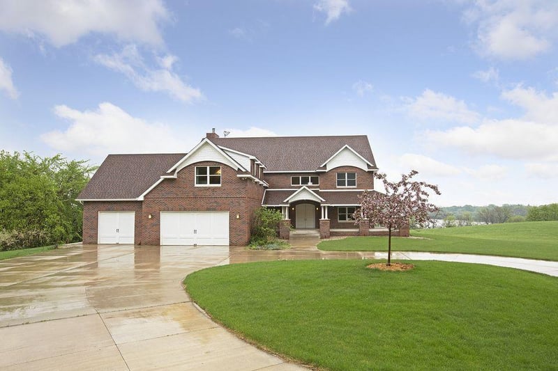 5690 60th St SW, Waverly, MN 55390