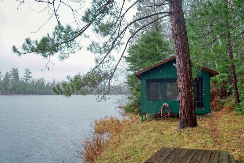 6085 Taft Rd, Duluth, MN 55803