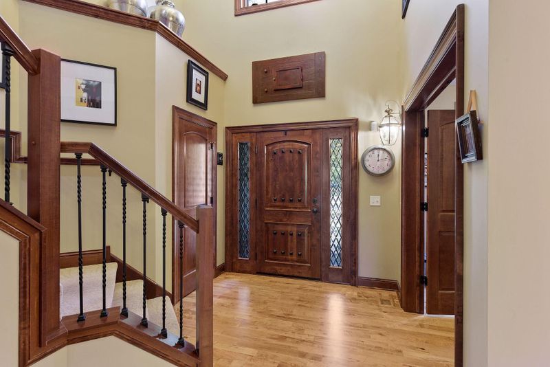 3555 Orchard Ln, Minnetonka, MN 55305