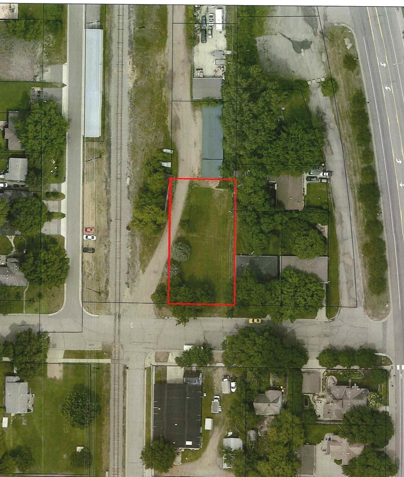 XXX 4th St E, Jordan, MN 55352