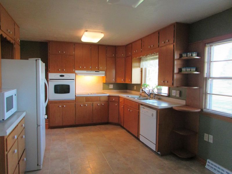 972 90th Ave, Pipestone, MN 56164