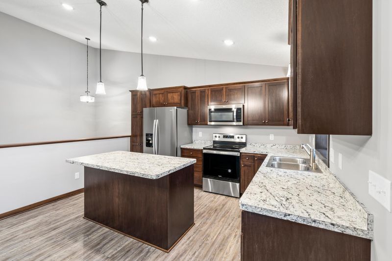 11242 77th St NW, Otsego, MN 55376
