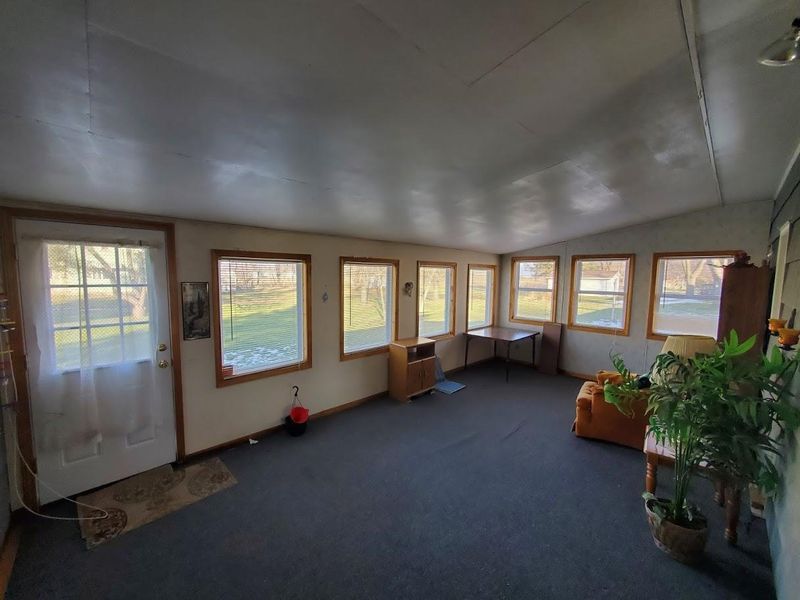 240 Main St, Walnut Grove, MN 56180