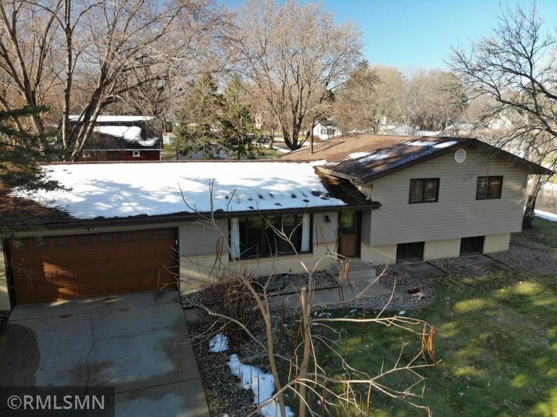 301 9th Ave S, Sauk Rapids, MN 56379