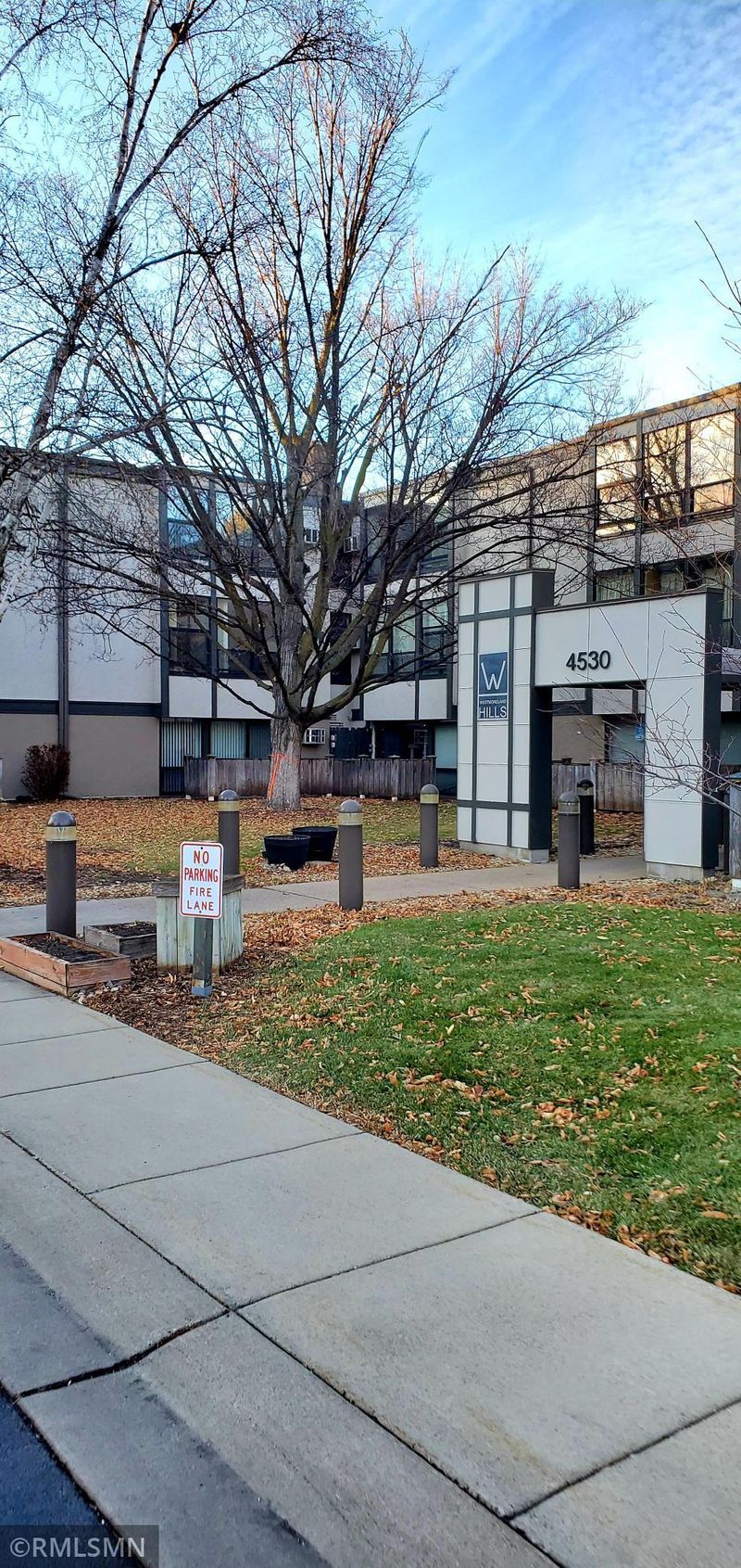 4530 Park Commons Dr #219, Saint Louis Park, MN 55416