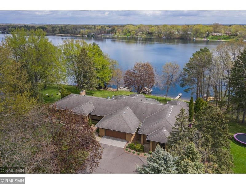 30855 Minnesota Ave, Lindstrom, MN 55045