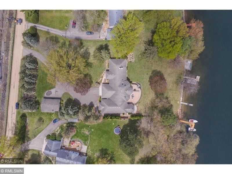 30855 Minnesota Ave, Lindstrom, MN 55045