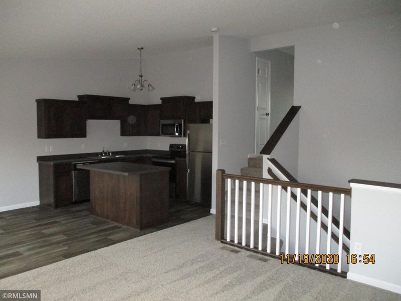 408 Riverpointe Ct, Watertown, MN 55388