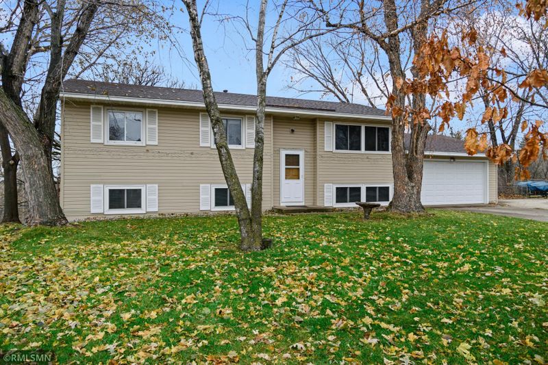 3937 Pumice Ct, Eagan, MN 55122