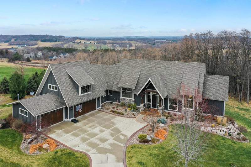 2673 Meadow Point Pa, Afton, MN 55001