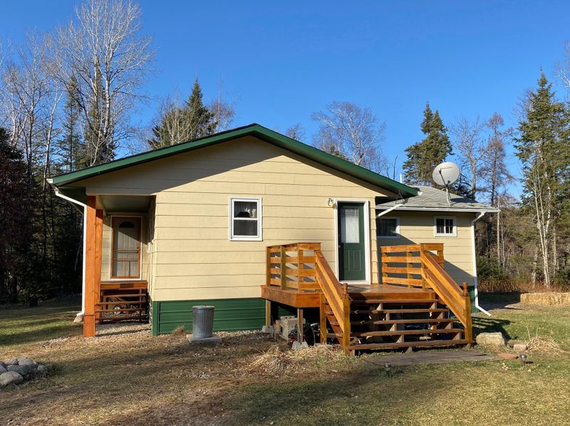 955 Fern Ave SE, Menahga, MN 56464