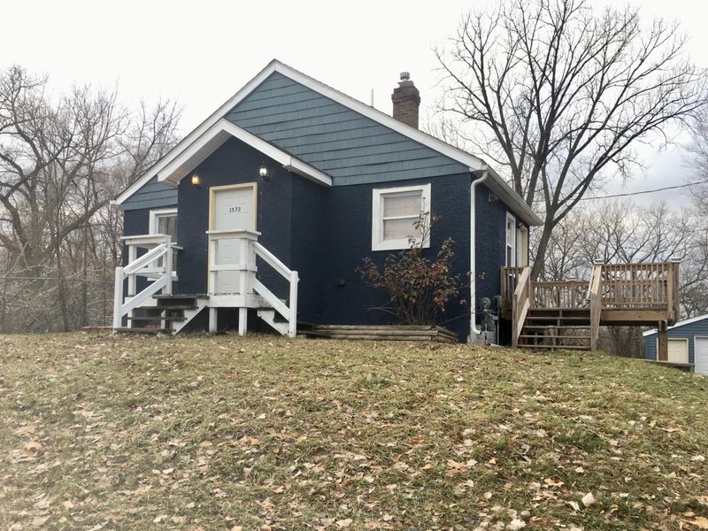 1573 Jackson St, Saint Paul, MN 55117