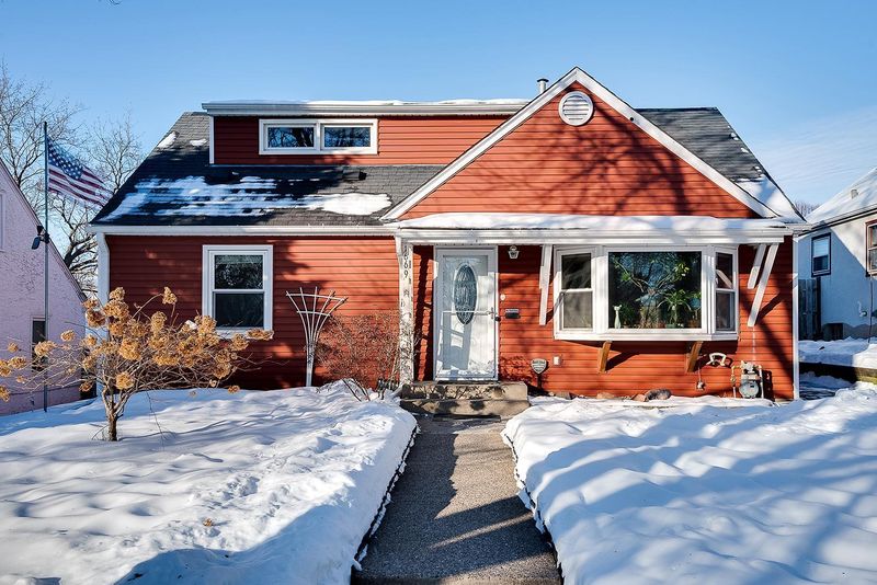 1669 Hyacinth Ave E, Saint Paul, MN 55106