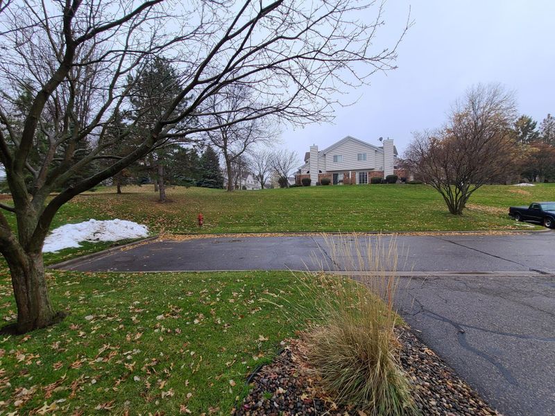 1268 Birch Ct, White Bear Lake, MN 55110