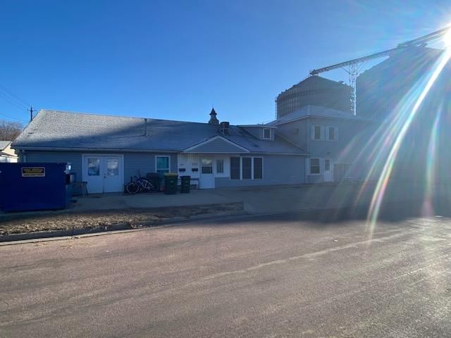 303 E Tin St, Redwood Falls, MN 56283