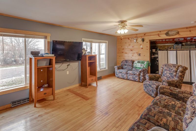 108 W 4th St, Randall, MN 56475