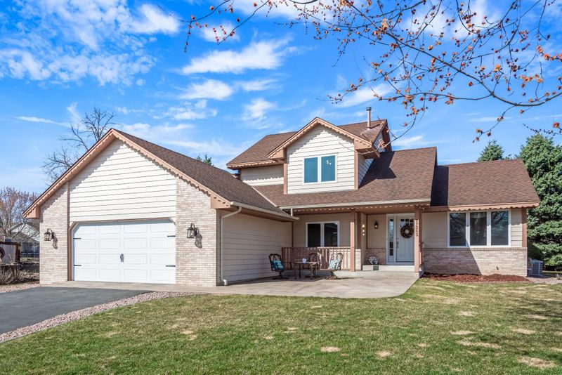 17353 Faraday Ct, Farmington, MN 55024