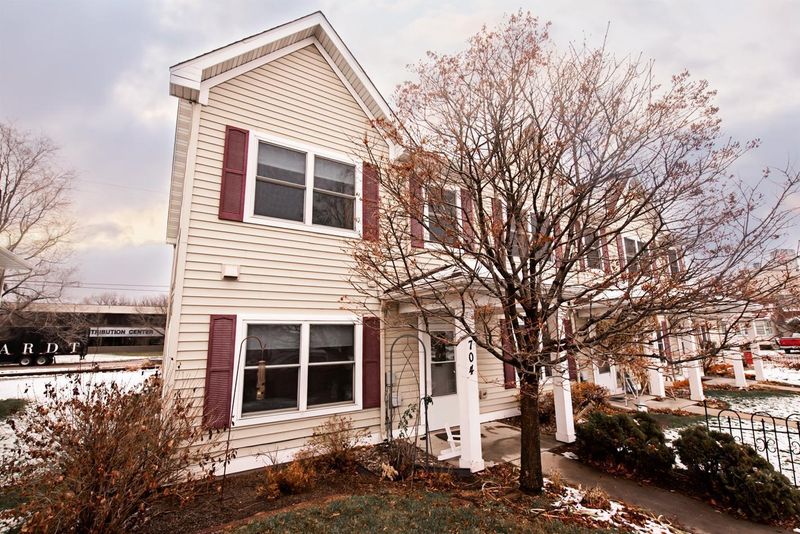 704 Jimmy Carter Pl, Winona, MN 55987