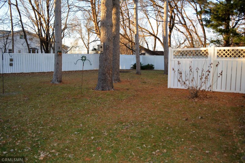 30240 Regal Ave, Shafer, MN 55074