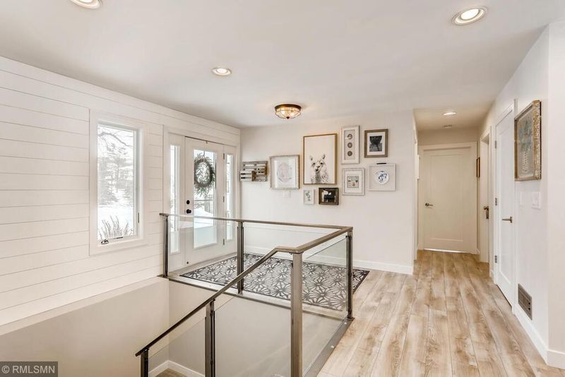 3375 Hunter Dr, Hamel, MN 55340