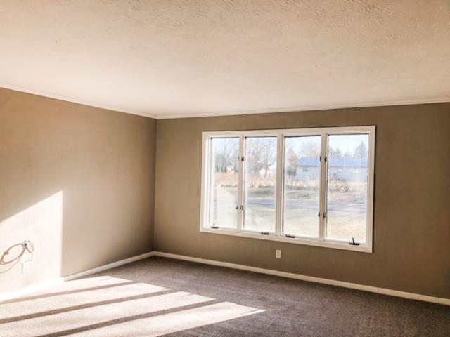 11956 111th St, Leota, MN 56153