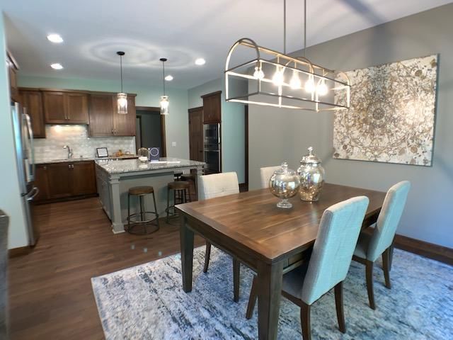 2102 21st Ave S, Lino Lakes, MN 55038